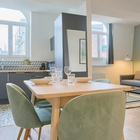 Gares - Duplex Avec Parking Apartment Lille