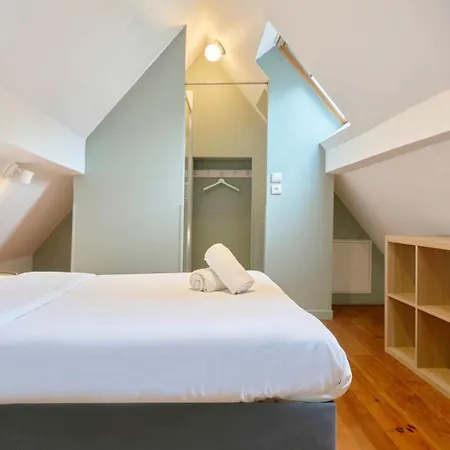 Gares - Duplex Avec Parking Apartment *