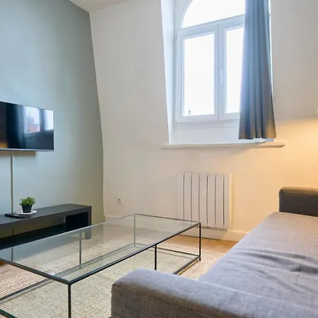 Apartment Gares - Duplex Avec Parking