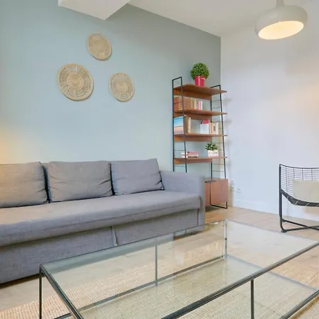 Apartment Gares - Duplex Avec Parking *